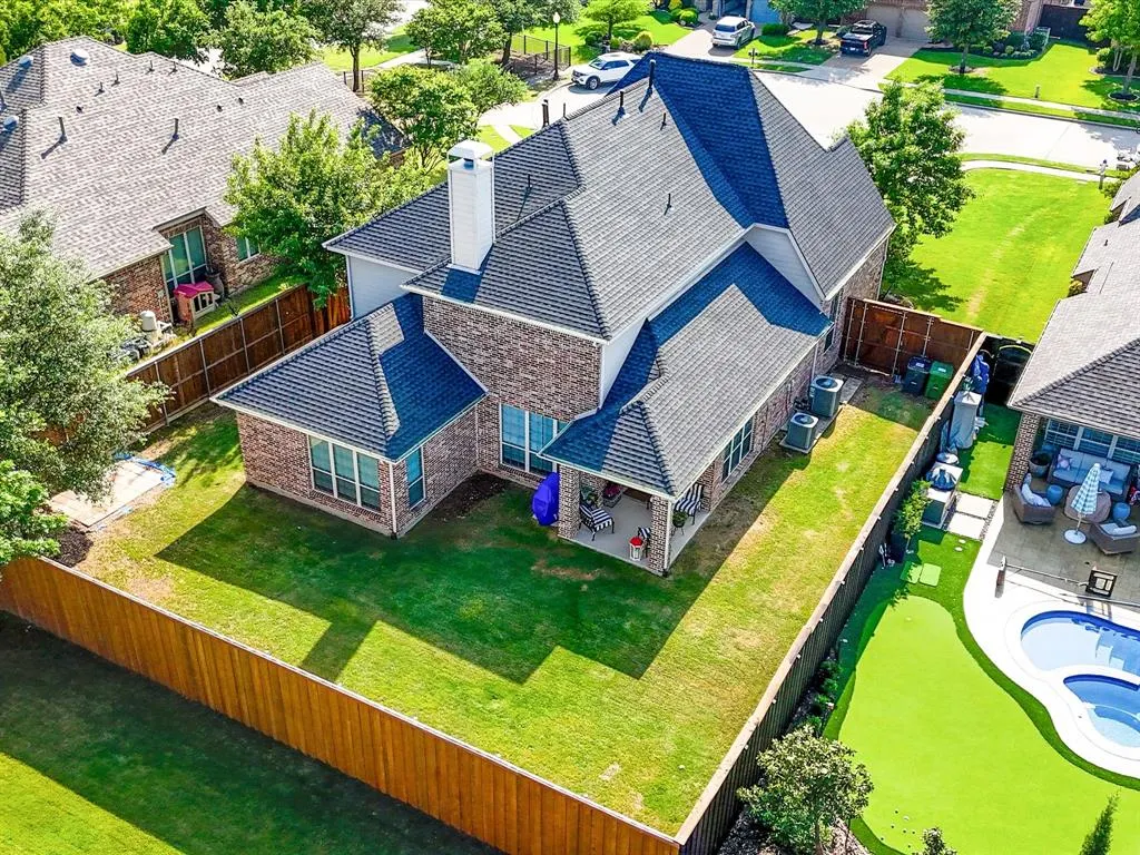 1120 Golden Sunset Court