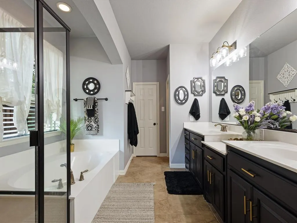 1120 Golden Sunset Court