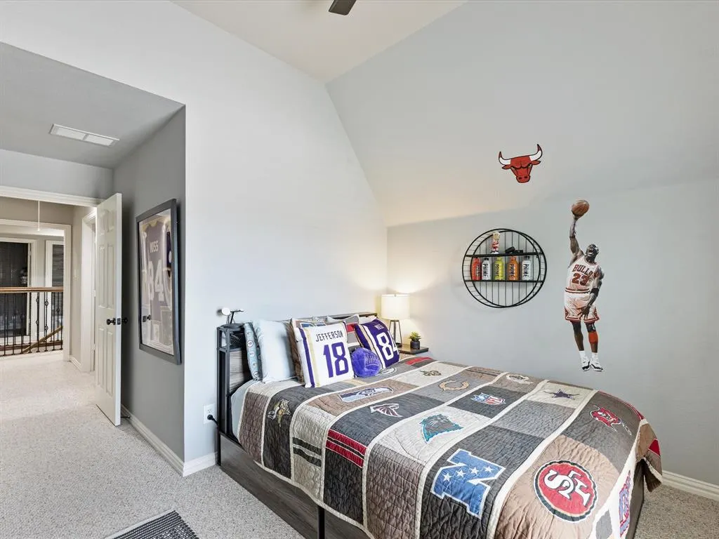 1120 Golden Sunset Court