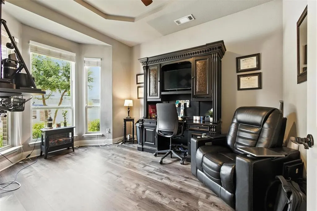 1005 Frisco Hills Boulevard