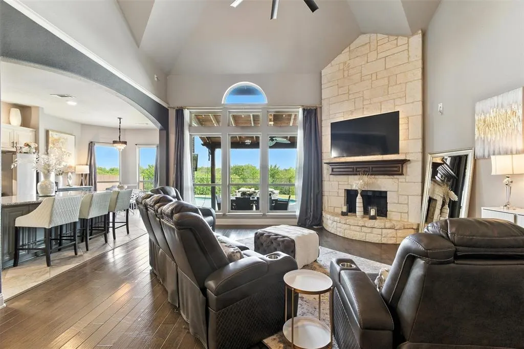 1005 Frisco Hills Boulevard