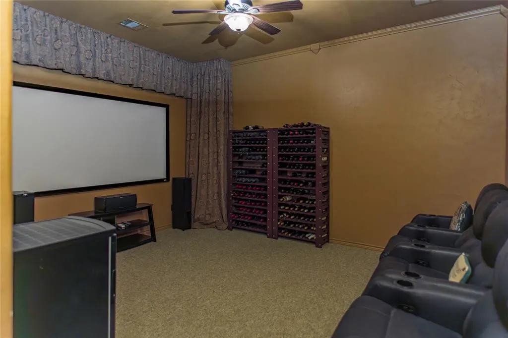 33 Glistening Pond Drive