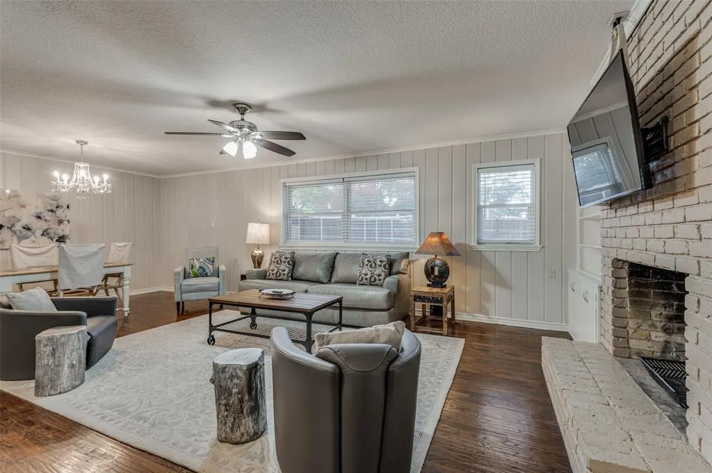 835 Ridgedale Drive