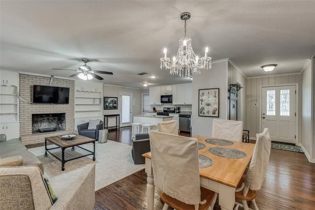 835 Ridgedale Drive
