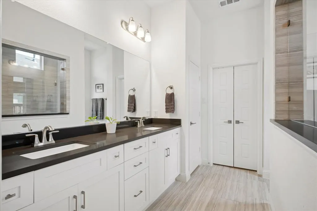 8225 San Bernard Trail