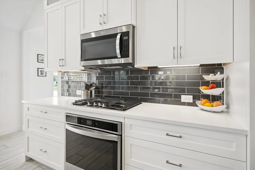 8225 San Bernard Trail