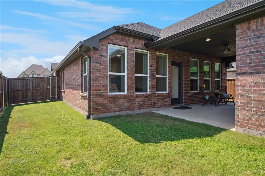 8225 San Bernard Trail