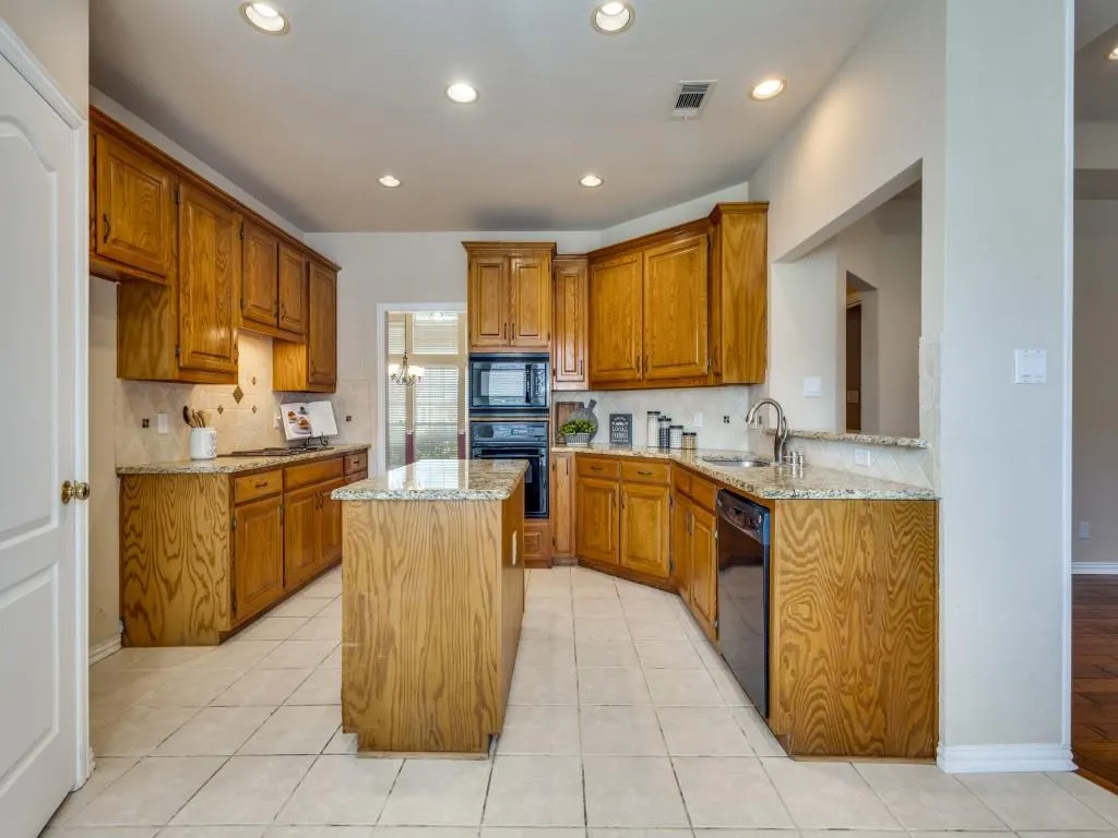602 Huntington Court