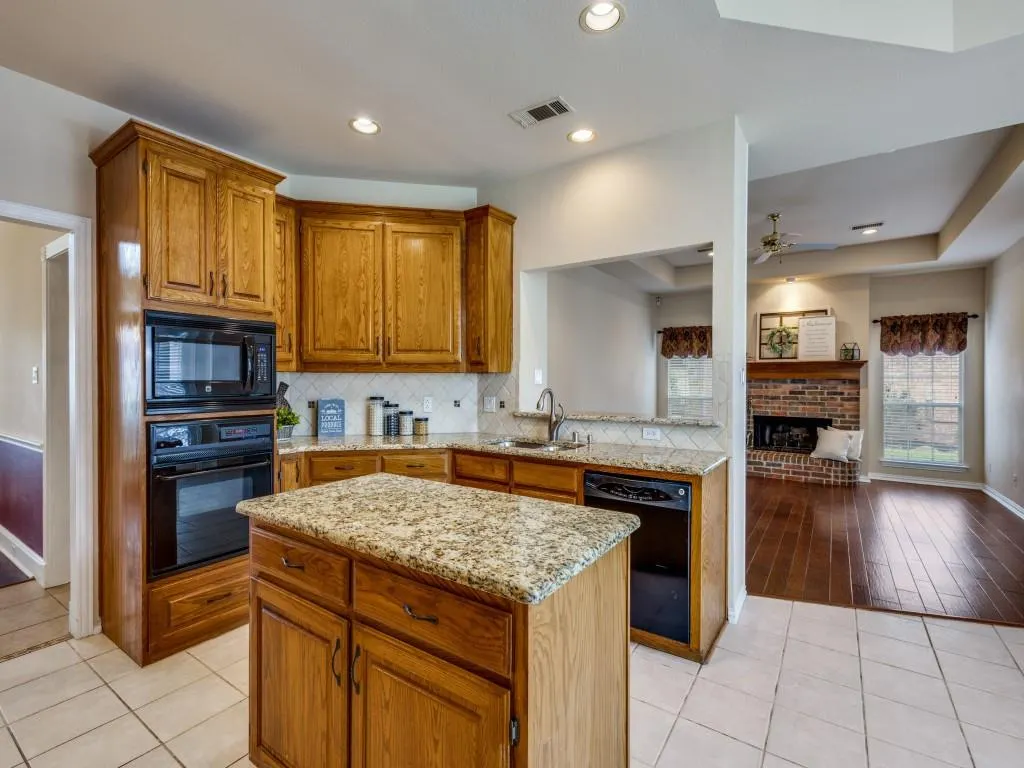 602 Huntington Court