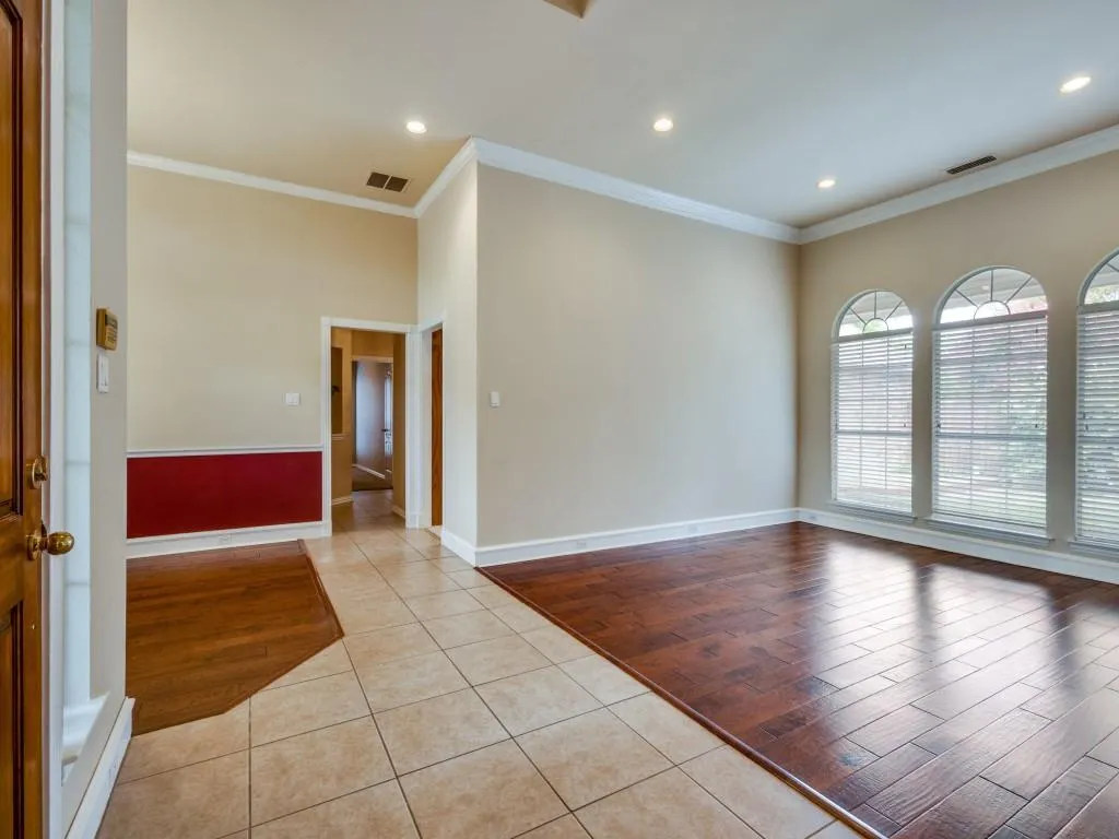 602 Huntington Court