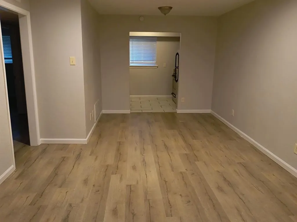 4618 Reiger Avenue, #205