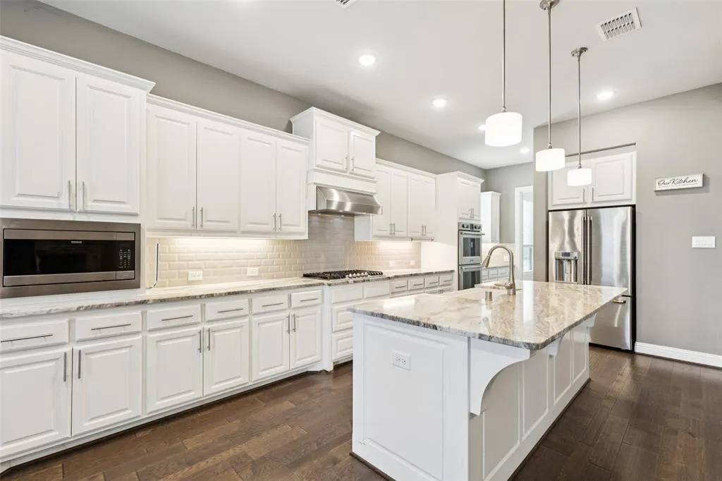 3432 Belterra Drive