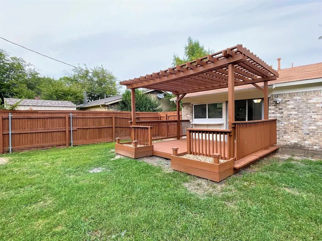 1236 Briarcove Drive