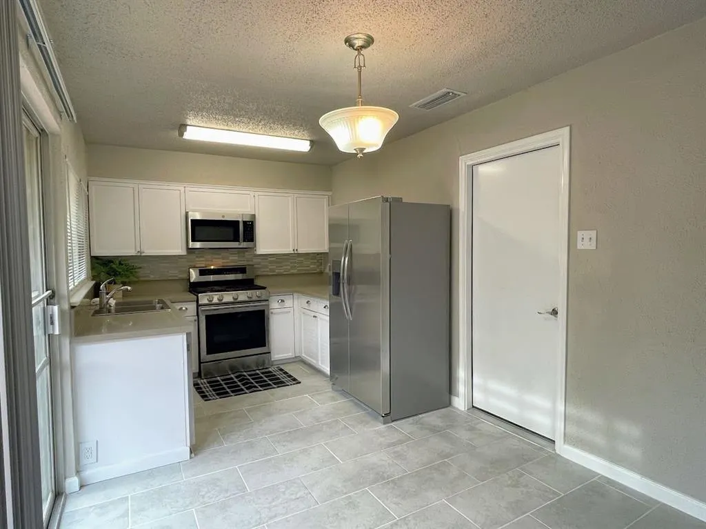 1236 Briarcove Drive