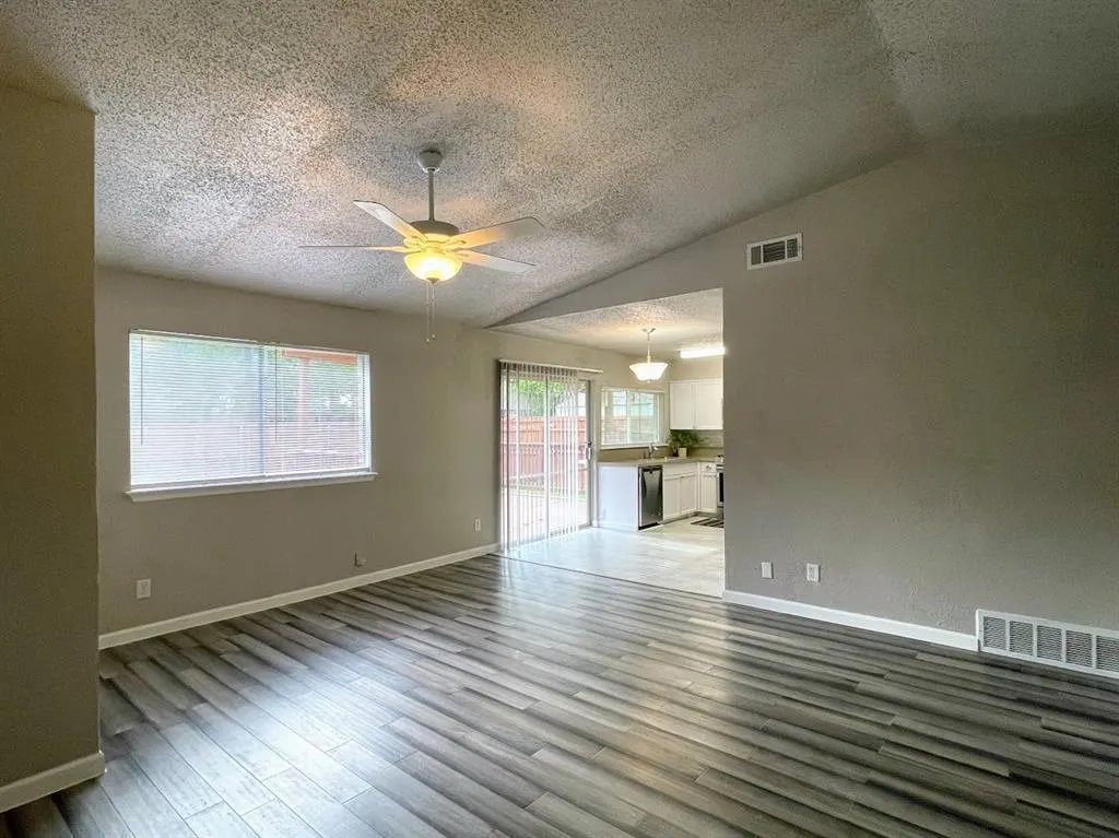 1236 Briarcove Drive