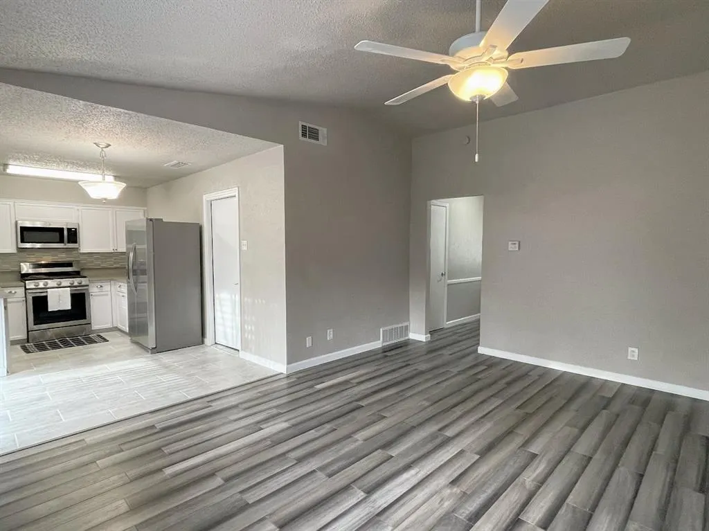 1236 Briarcove Drive
