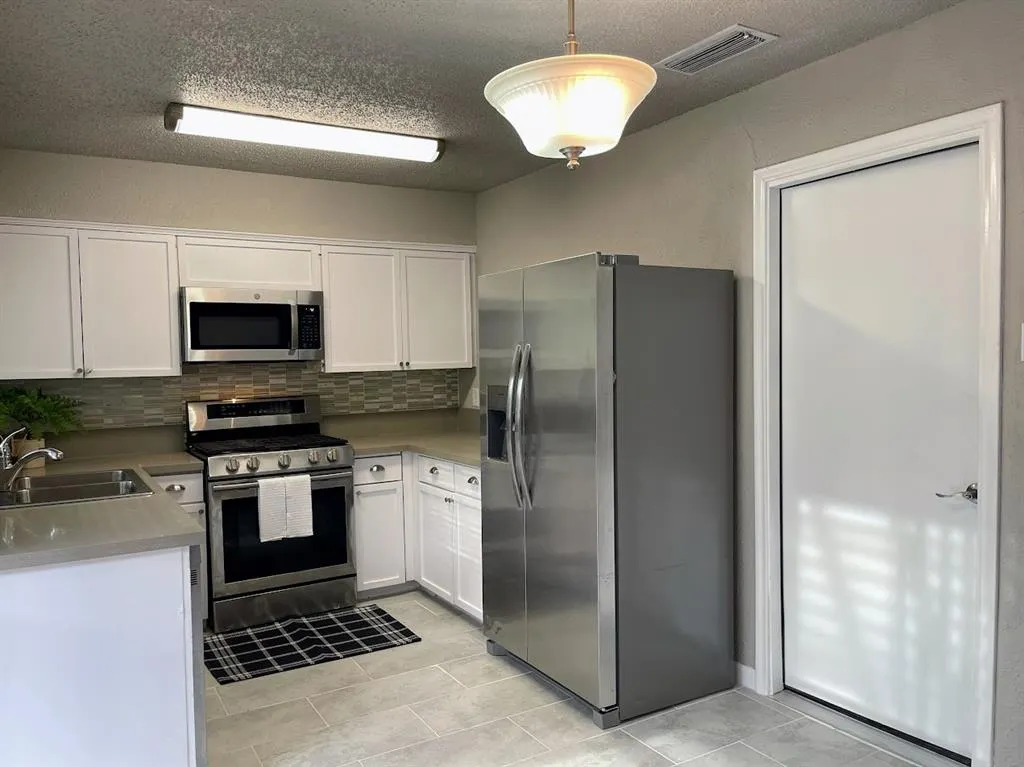 1236 Briarcove Drive