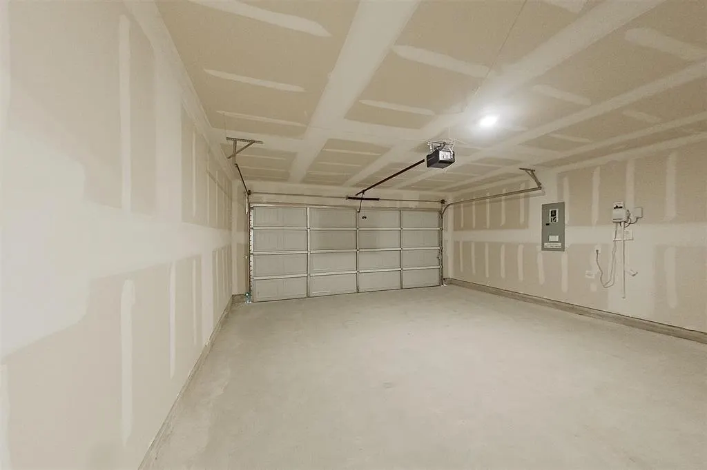 1608 Lercara Lane