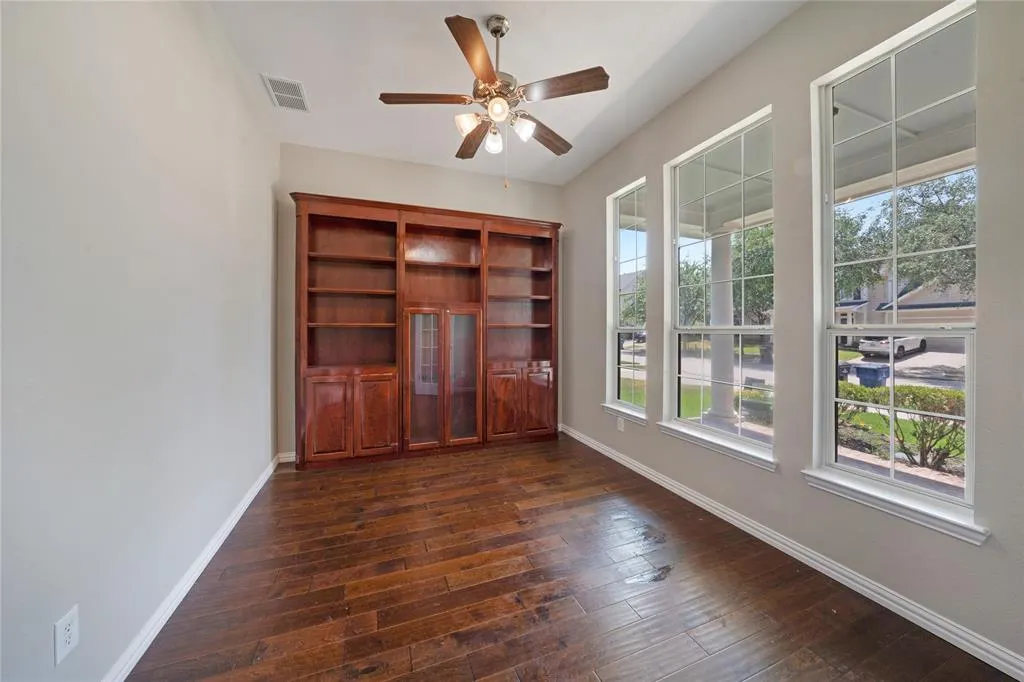 3418 Oakleigh Lane