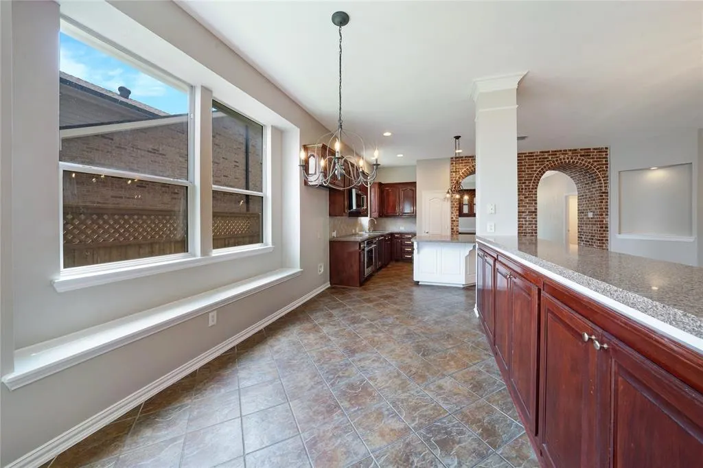 3418 Oakleigh Lane