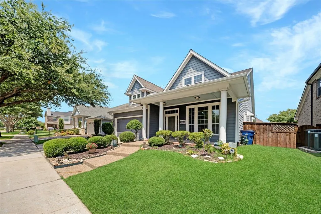 3418 Oakleigh Lane