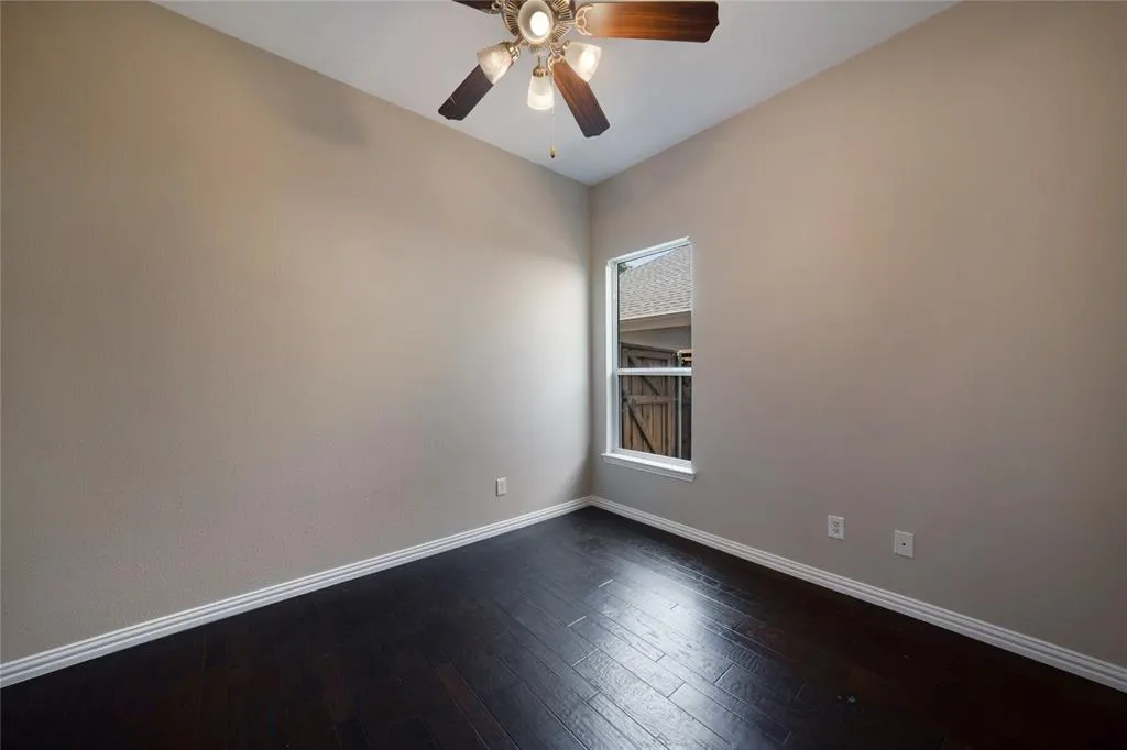 3418 Oakleigh Lane