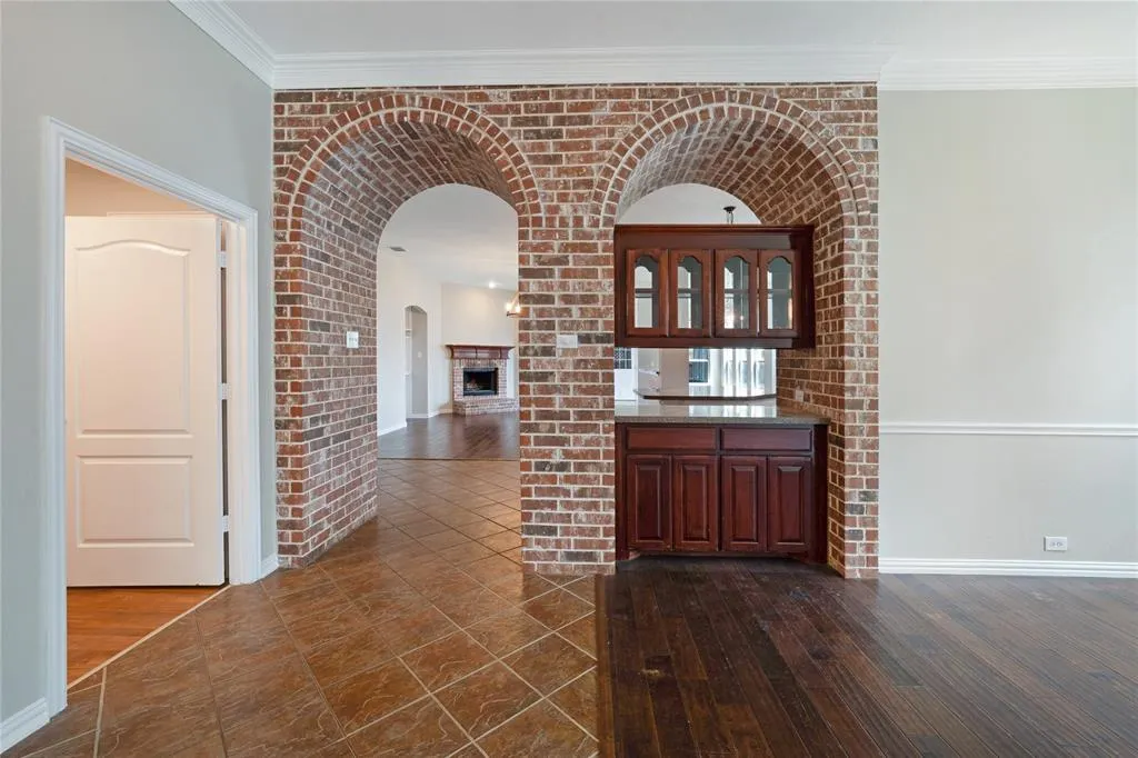 3418 Oakleigh Lane