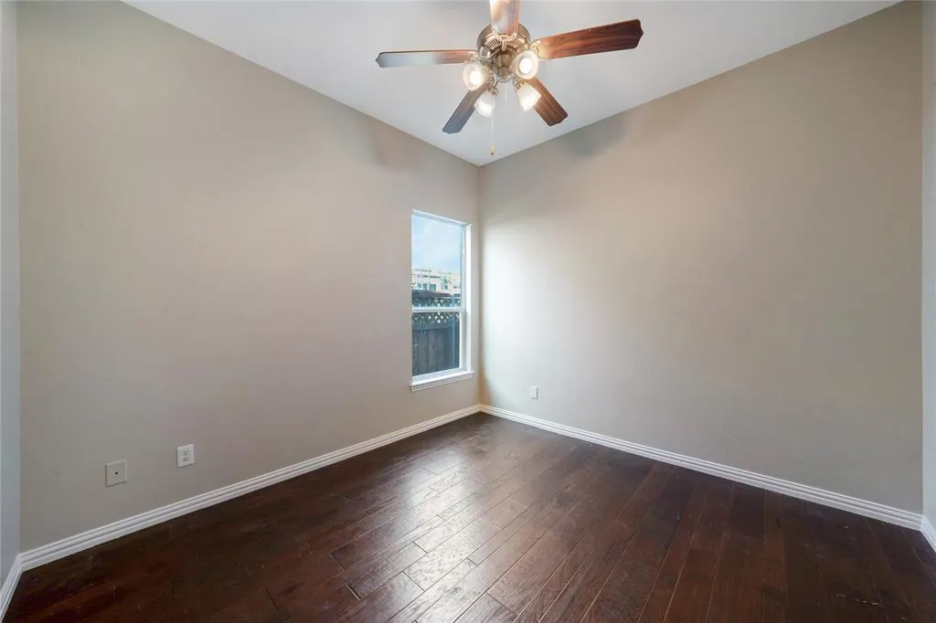 3418 Oakleigh Lane