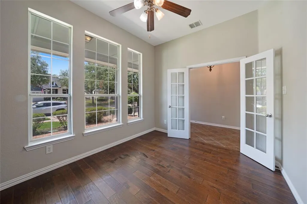 3418 Oakleigh Lane