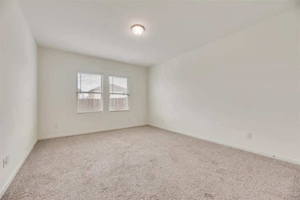 708 Peach Tree Lane