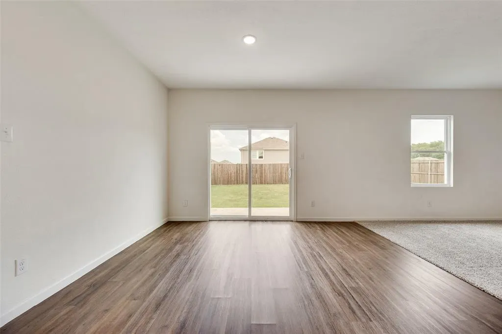 708 Peach Tree Lane