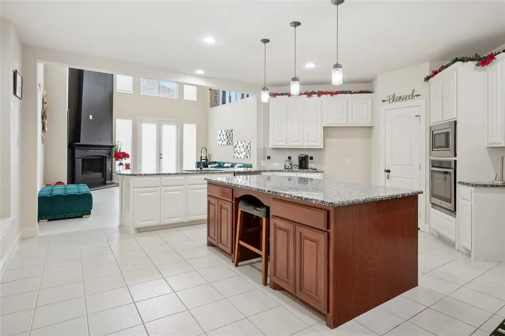 901 Oglethorpe Lane