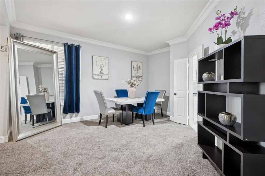 901 Oglethorpe Lane