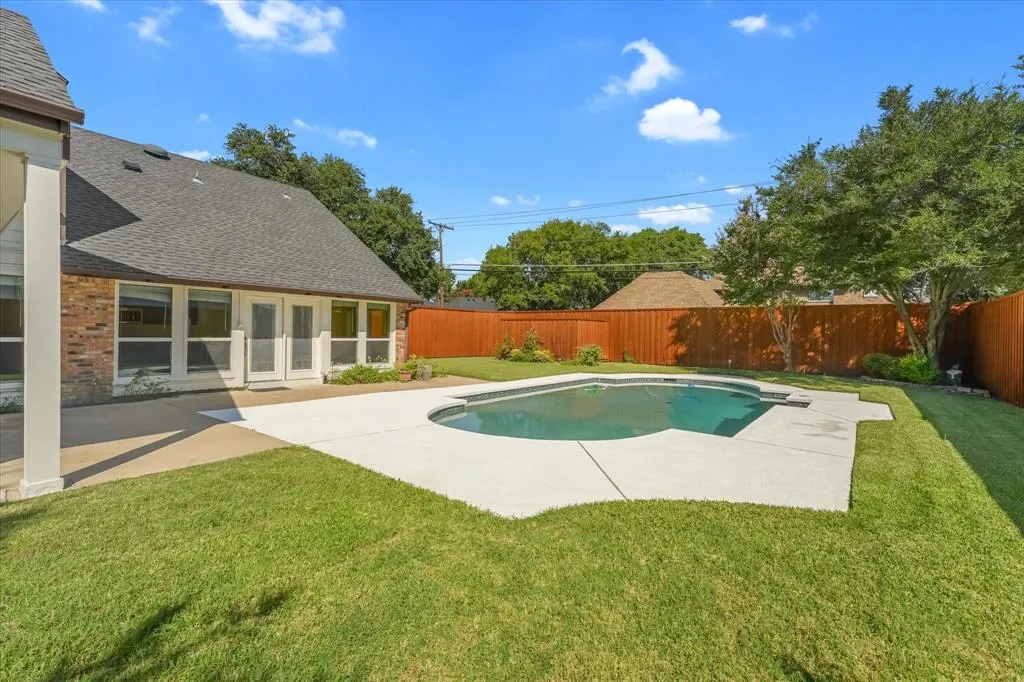 3317 Buckle Lane