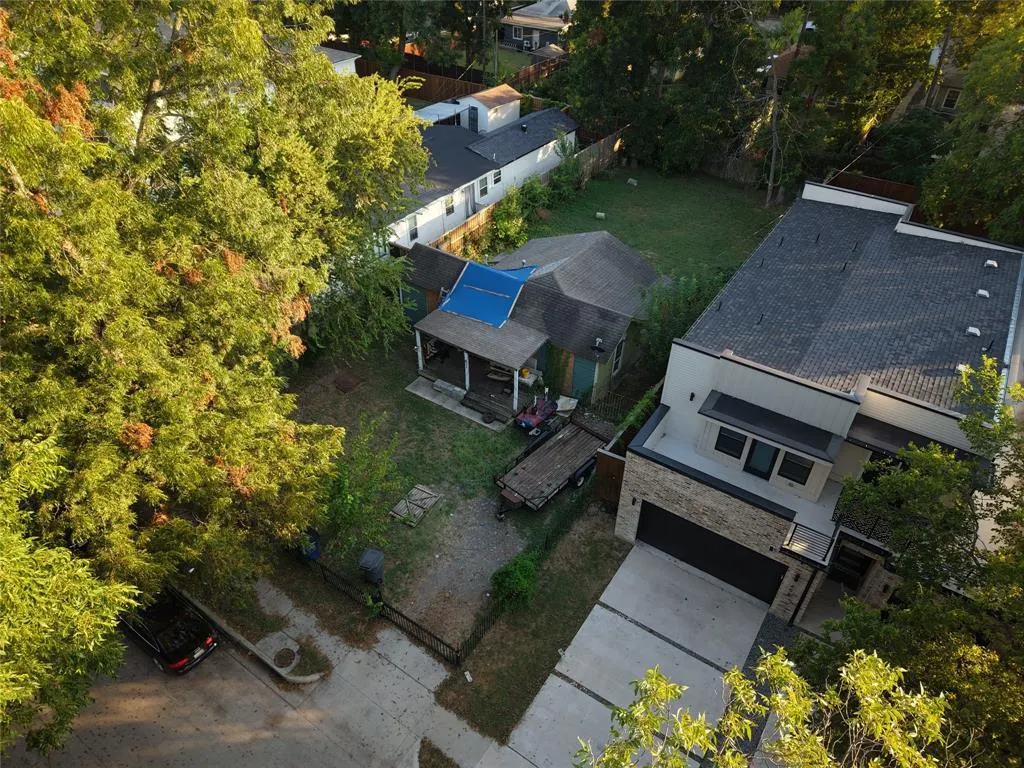 611 Parkview Avenue