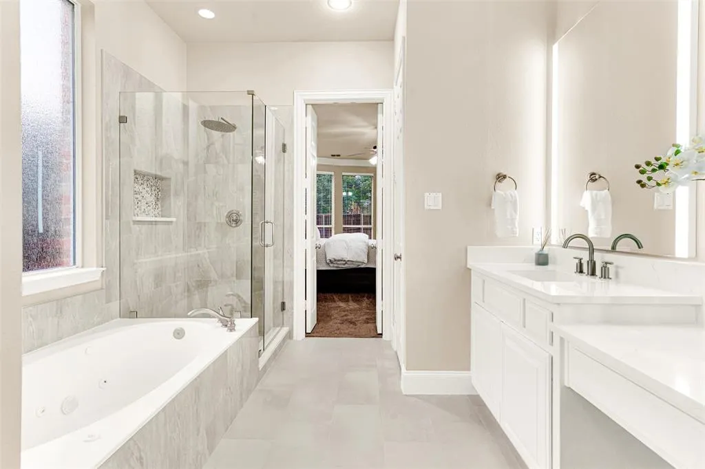 15372 Mountain View Lane