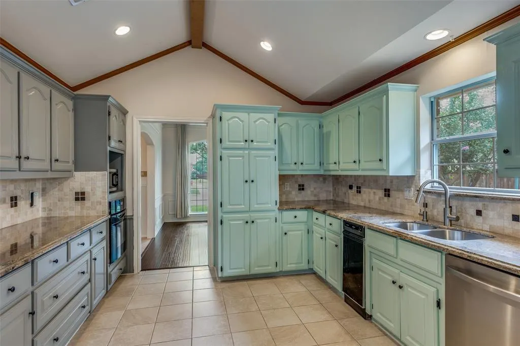 3328 Chaney Lane