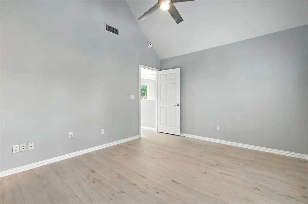 6643 Gretchen Lane