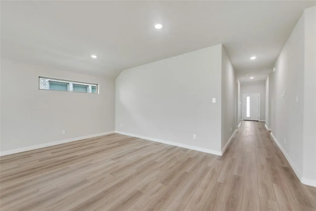 809 Tidal Drive