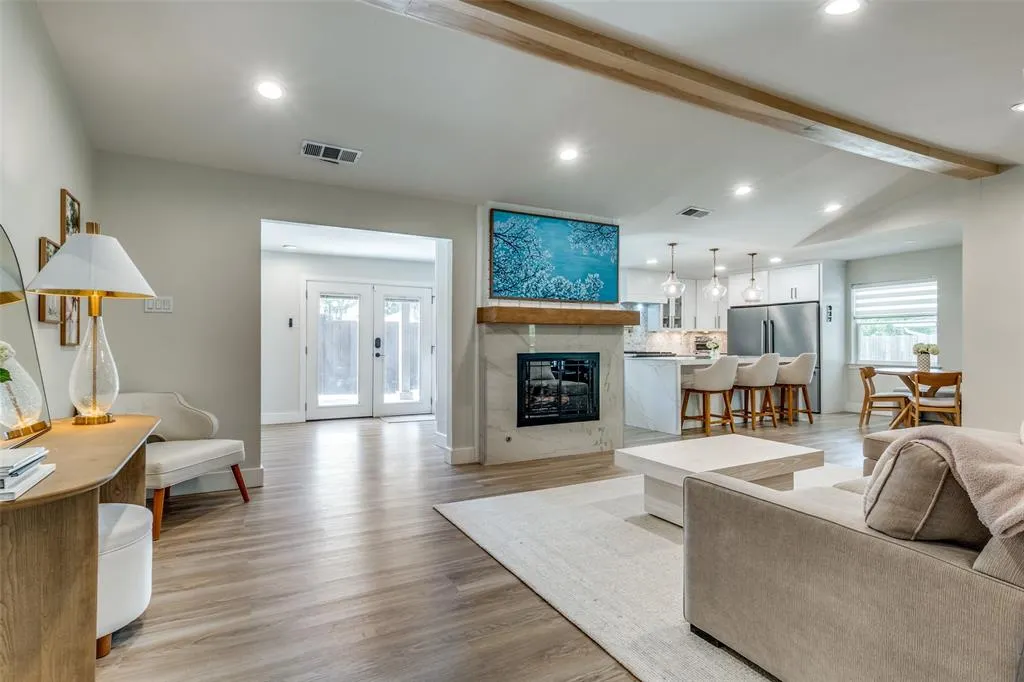 4238 Royal Ridge Drive