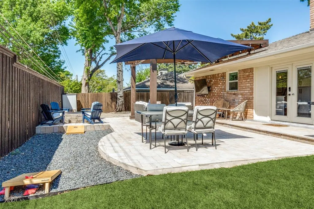 4238 Royal Ridge Drive