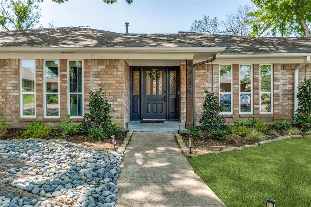 4238 Royal Ridge Drive