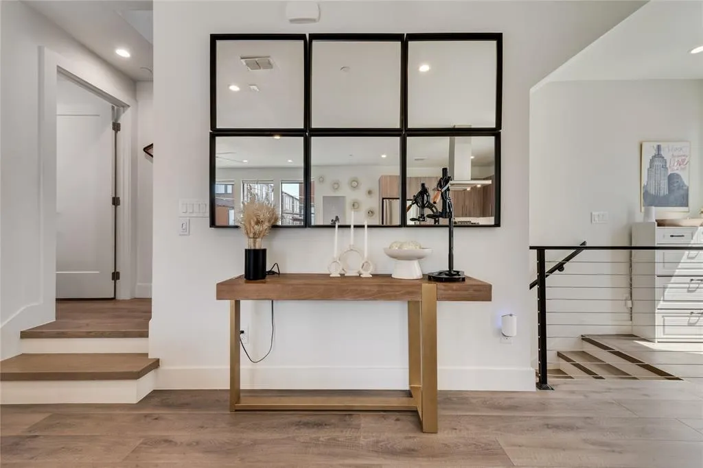 4730 Manett Street, #101