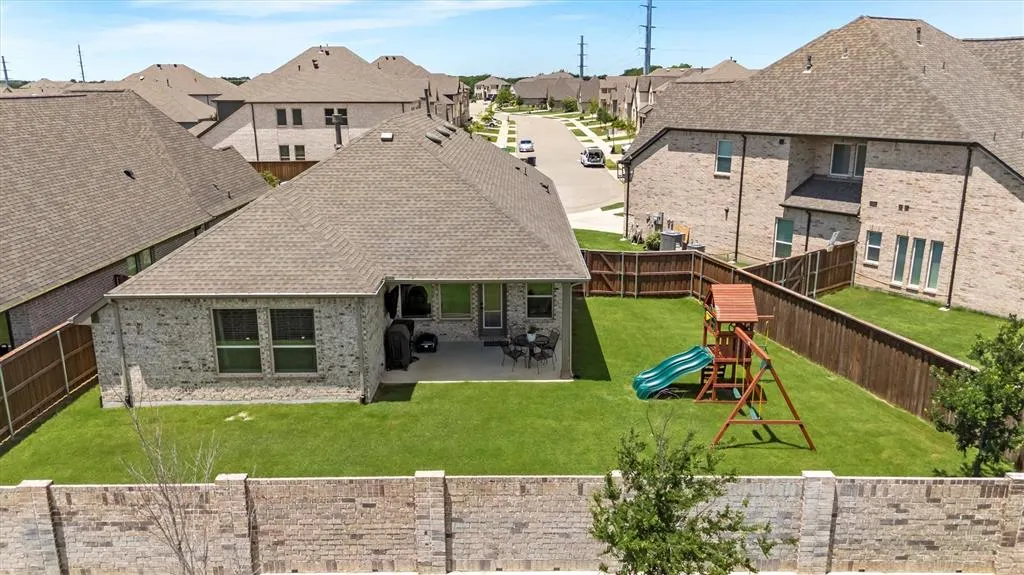 3817 Stonewood Drive