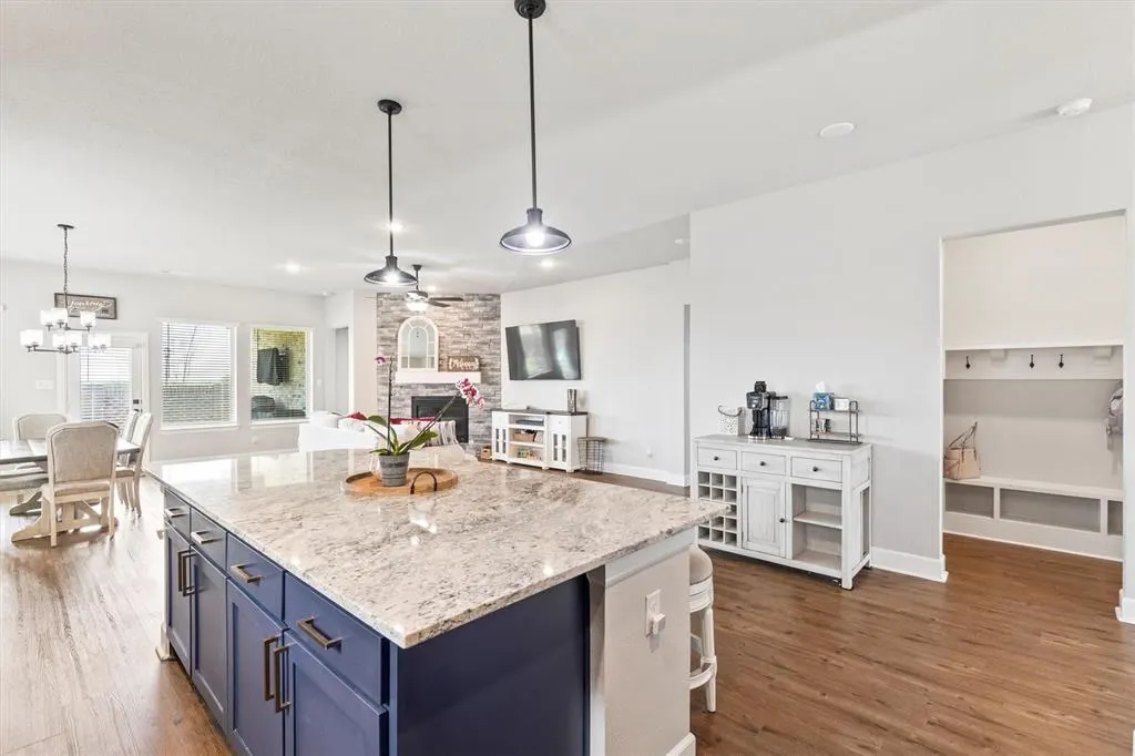 3817 Stonewood Drive
