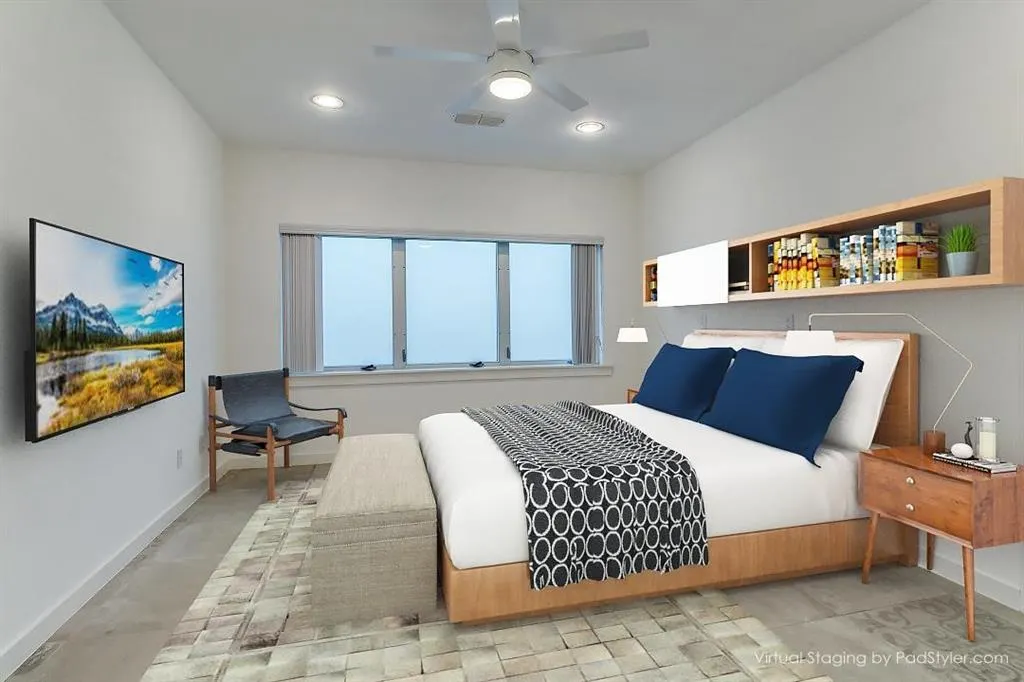 30 Vanguard Way