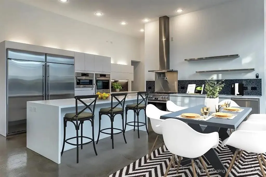 30 Vanguard Way