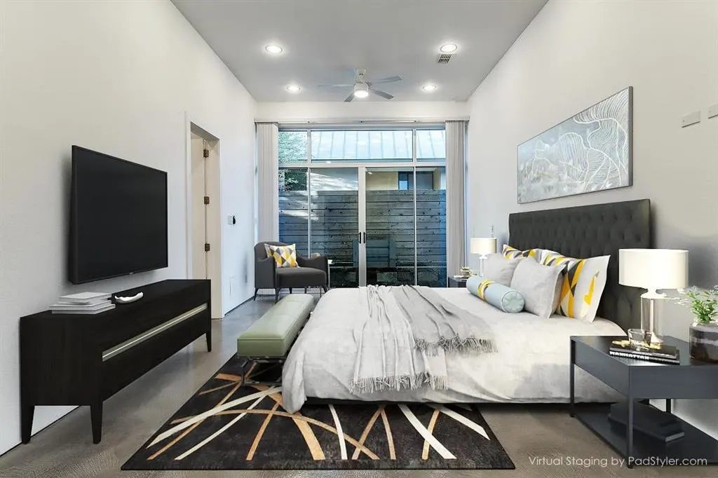 30 Vanguard Way