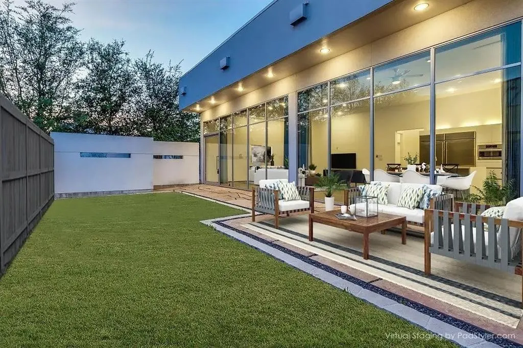 30 Vanguard Way