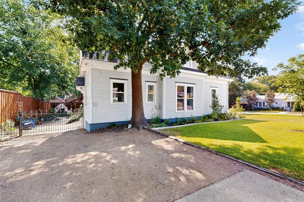 1108 W Virginia Street